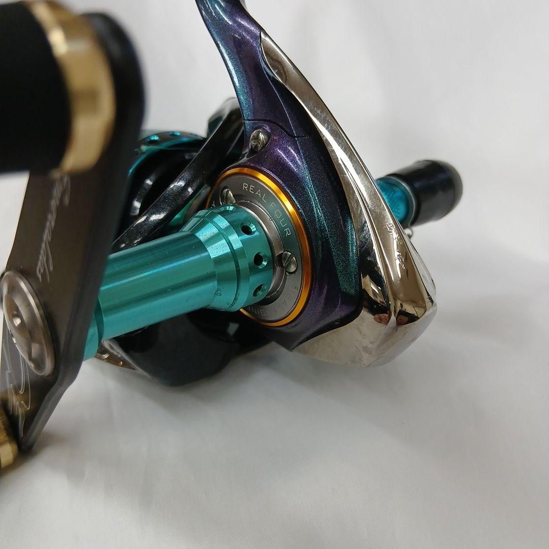 12エメラルダス アルティメットカスタム　スピニングリール
