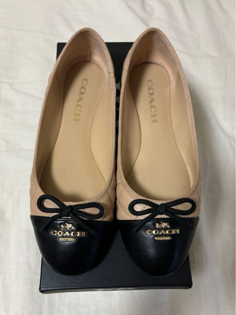⭐︎キルテッドバレエシューズ　COACH