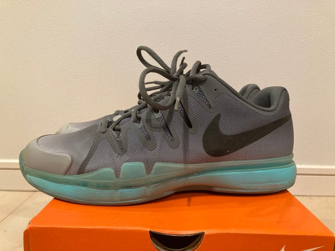 ナイキテニスシューズ　Zoom Vapor 9.5 tour CLAY