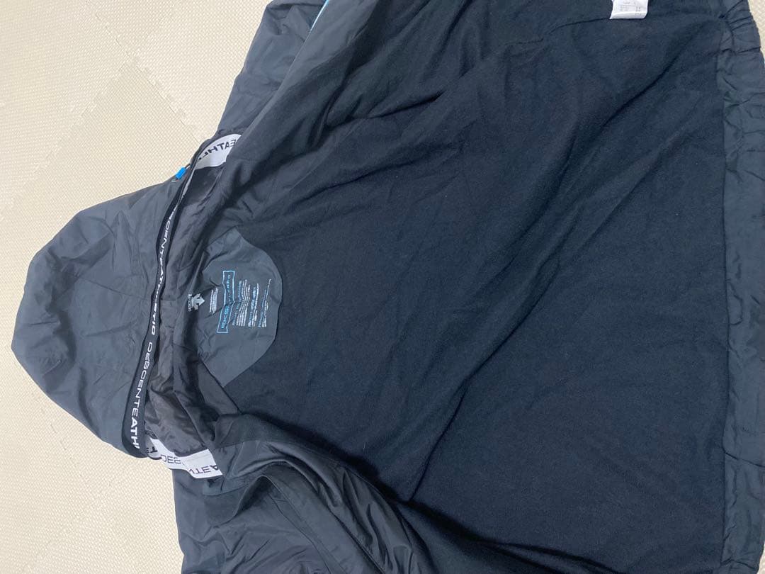 DESCENTE ウィンドブレーカー上下セット　かなり美品