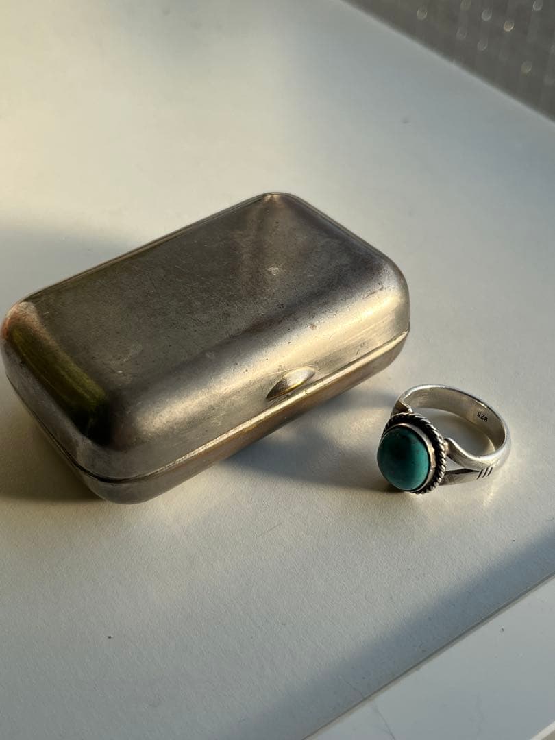 イギリスアンティーク　アクセサリー　ピルケース　1920