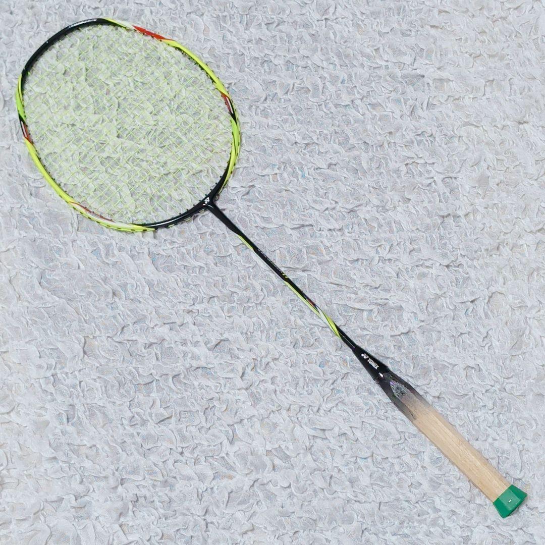 限定カラー 廃盤 YONEX ARCSABER 11 3UG5 まずまず美品