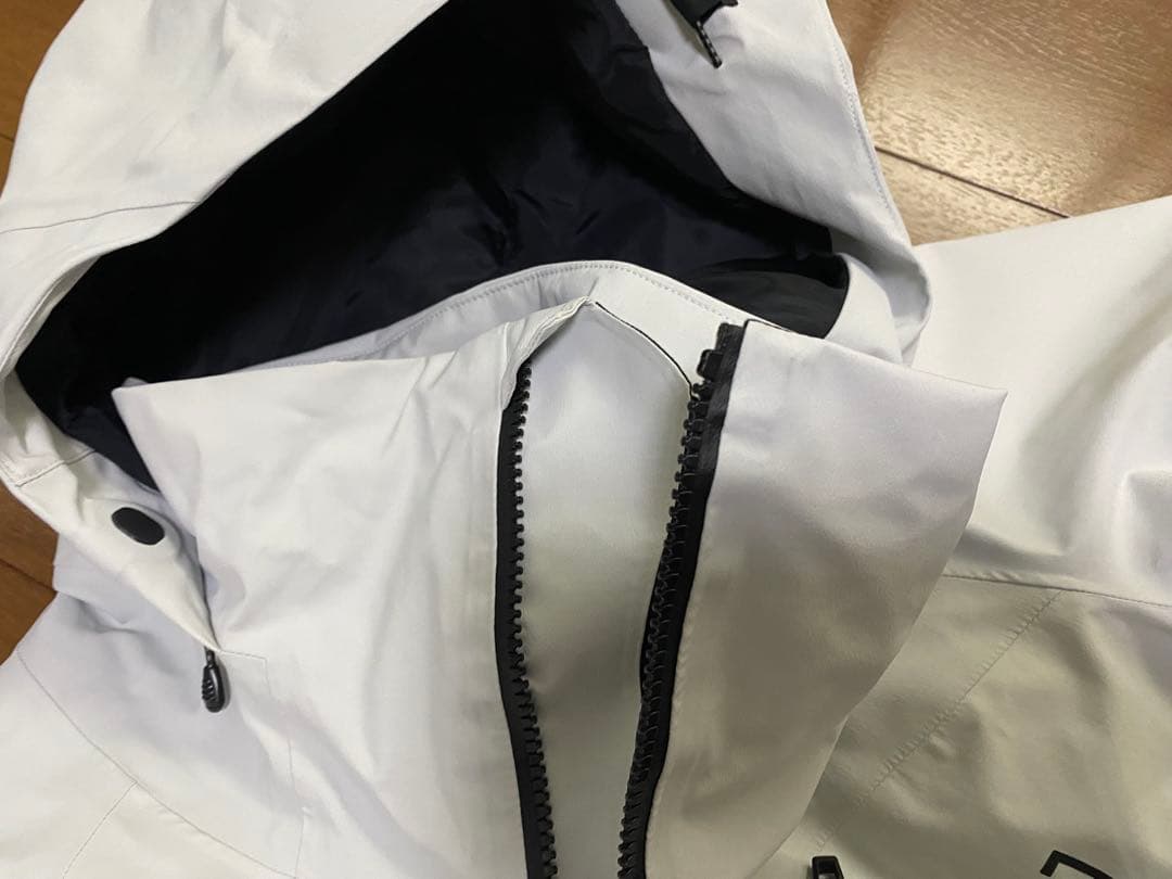 BURTON ak CYCLIC GORE-TEX 2L JPNサイズS
