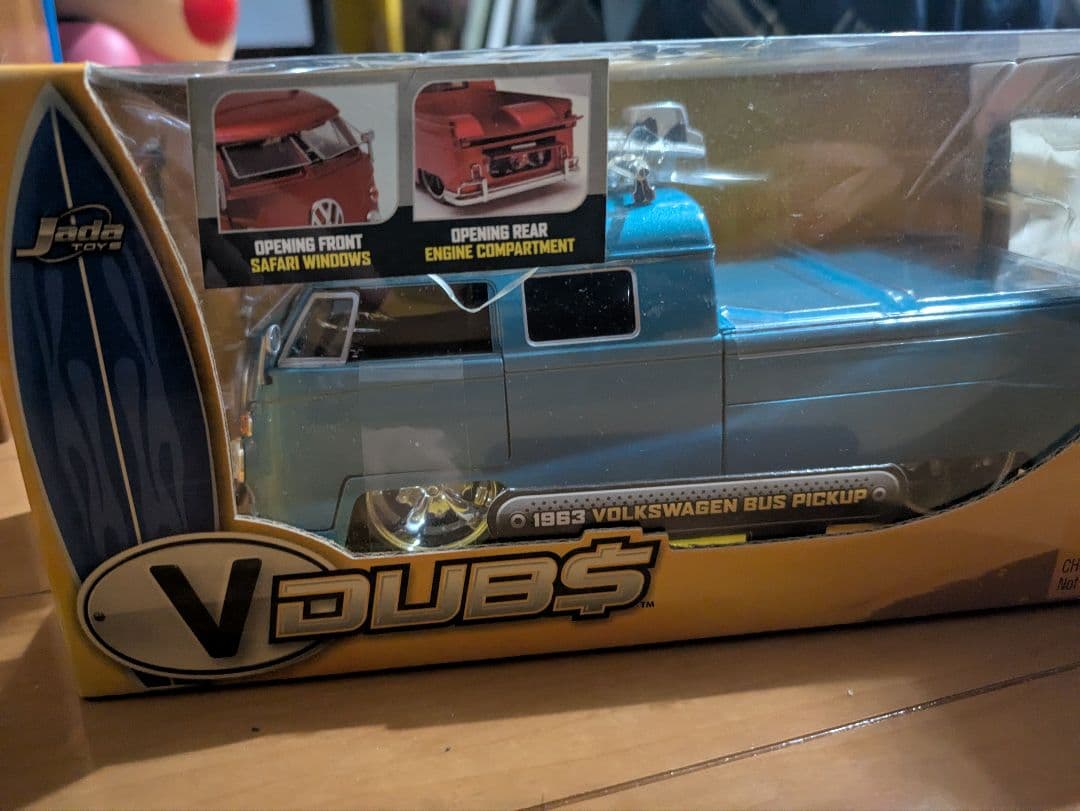 JadaToys 1/24　VDubs VW タイプ2 ピックアップ サーフ付