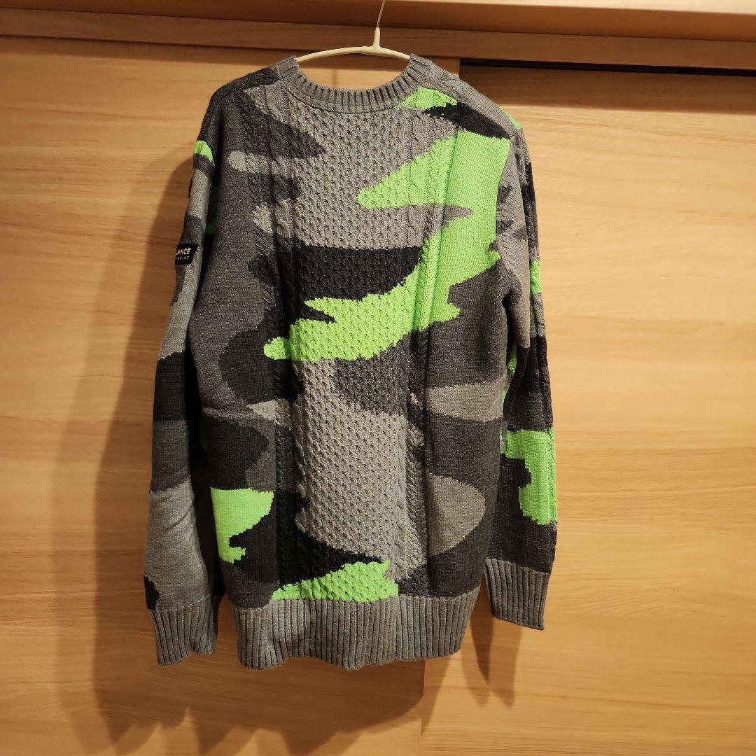 new balance 迷彩柄セーター サイズ4