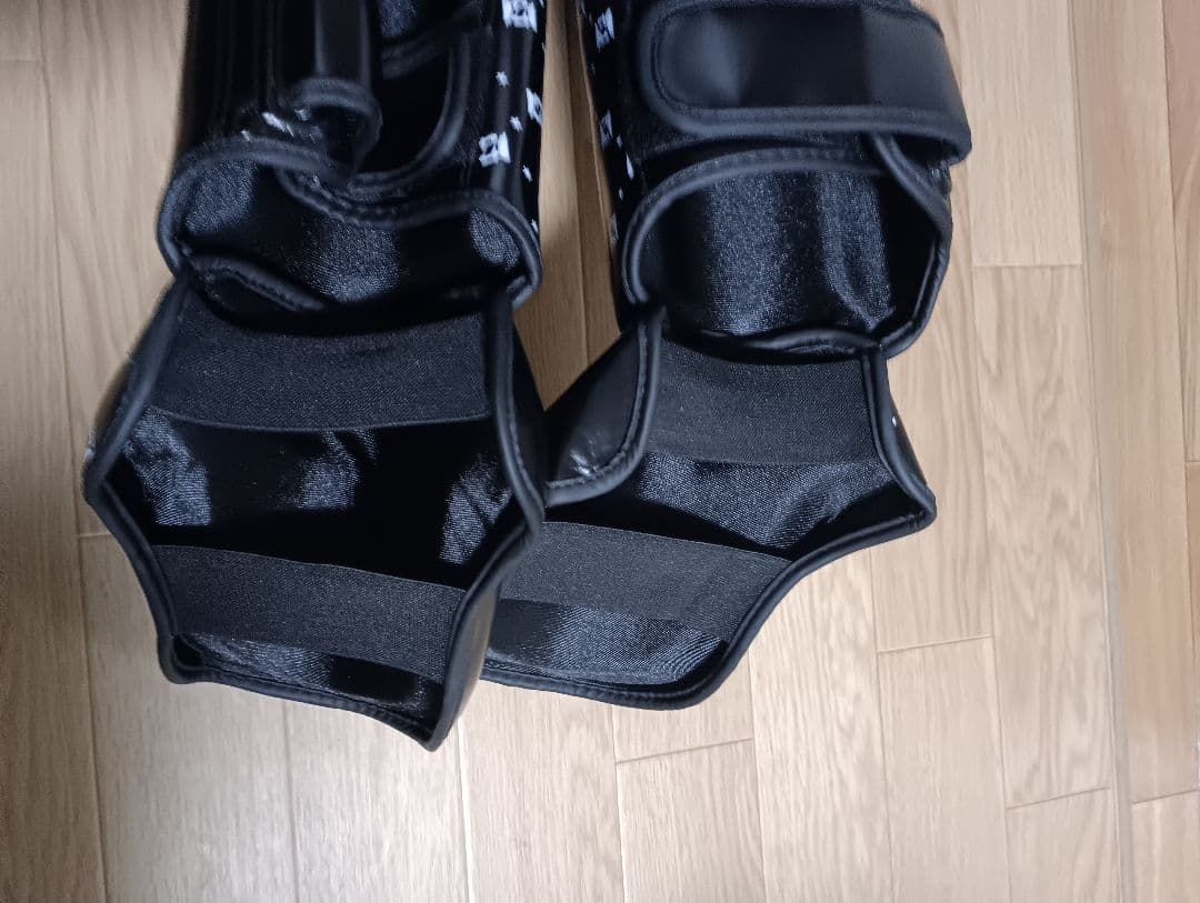 Fairtex ブラック シンガード