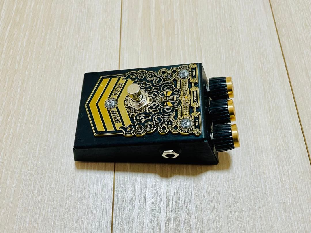 BEETRONICS OCTAHIVE オクターブファズ