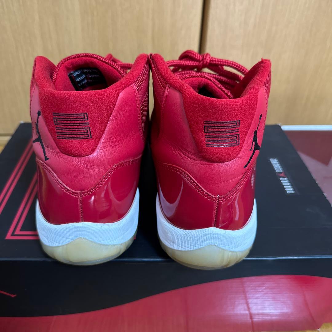 AIR JORDAN11 バスケットシューズ レッド 28.5cm