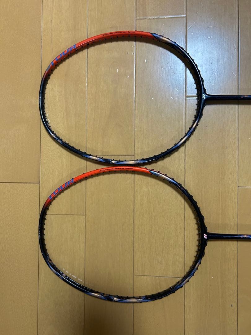 ヨネックスバドミントンラケット ASTROX77 TOUR 2本セット