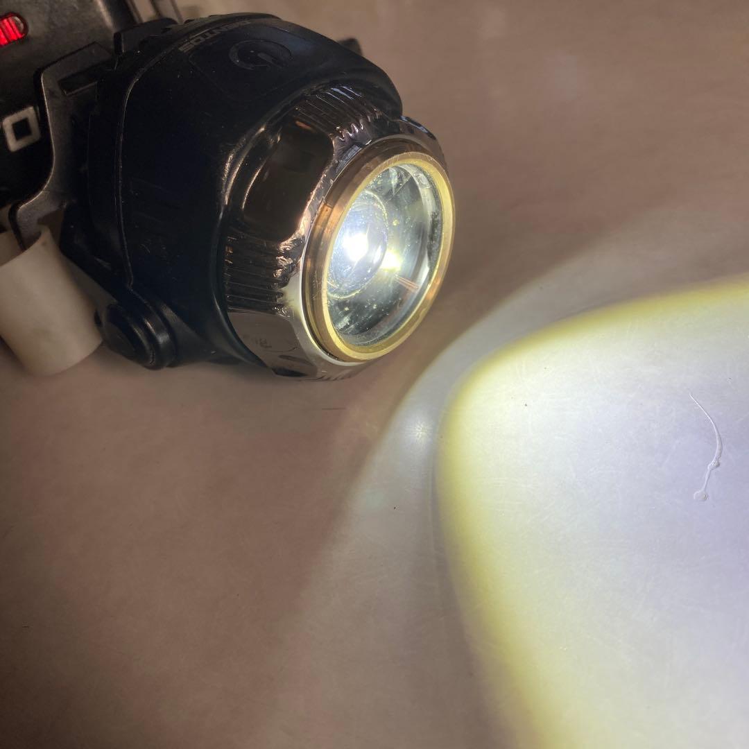 GENTOS LEDヘッドライト GH200RG 中古品
