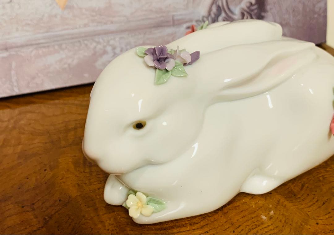 美品&稀少/リヤドロ　可愛いうさぎのフィギュリン