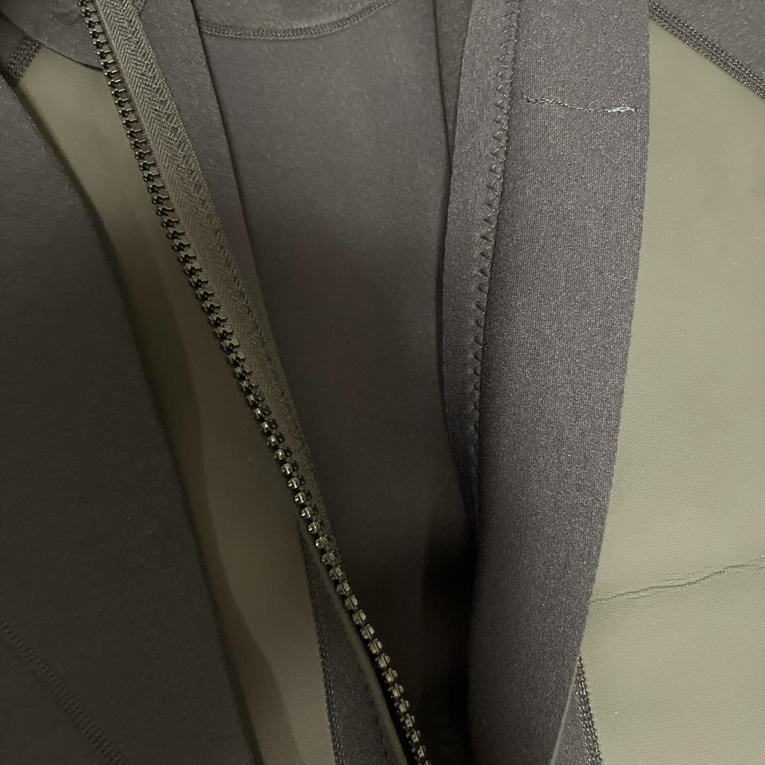 新品未使用　レディース　ウェットスーツ　2XL 黒　フルスーツ　マリンスポーツ