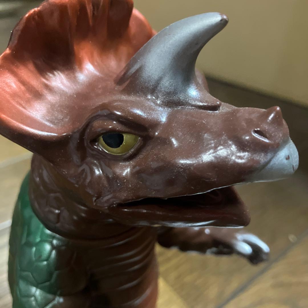 ソフビ アギラ 怪獣郷 やまなや ウルトラセブン ブルマァク マルサン 円谷
