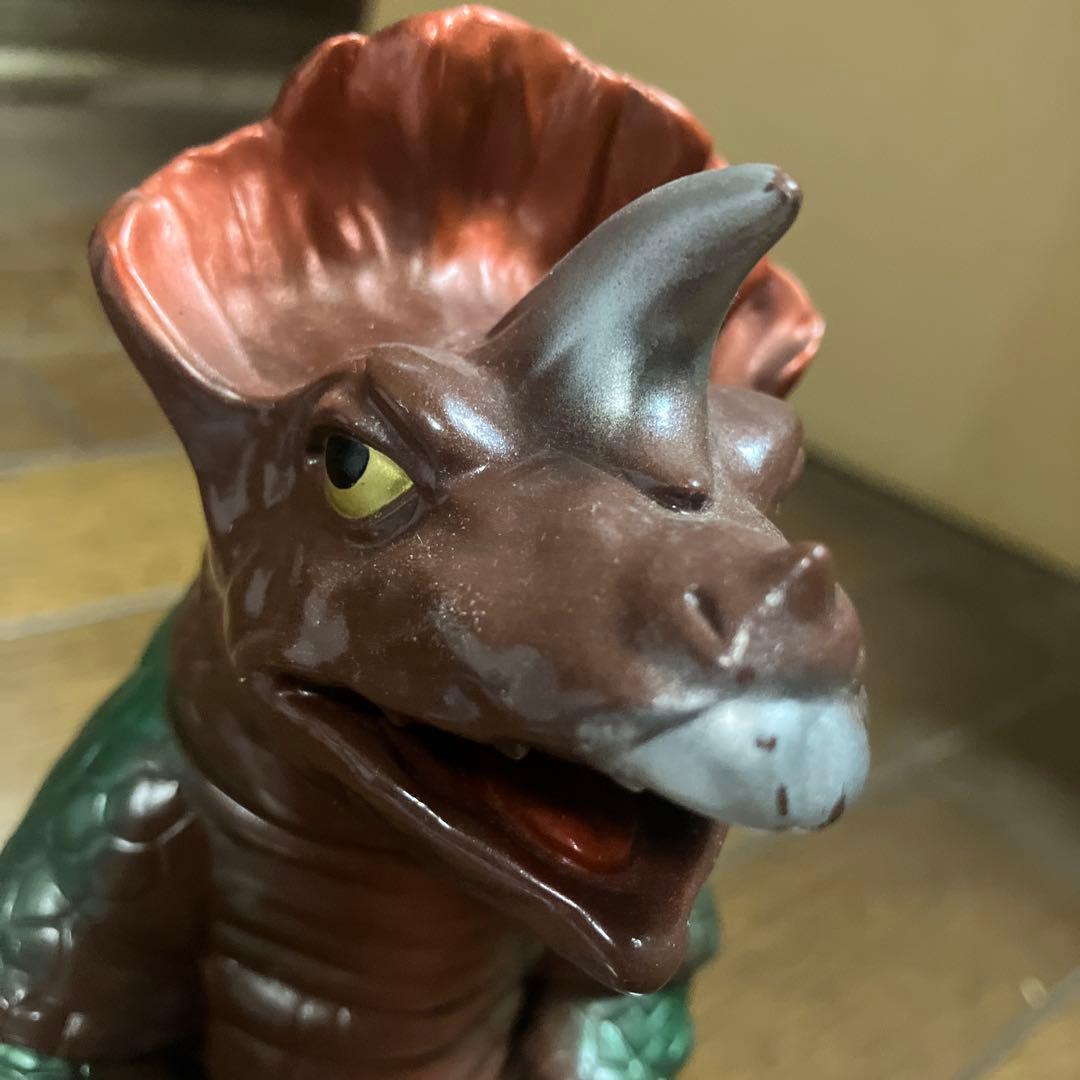 ソフビ アギラ 怪獣郷 やまなや ウルトラセブン ブルマァク マルサン 円谷