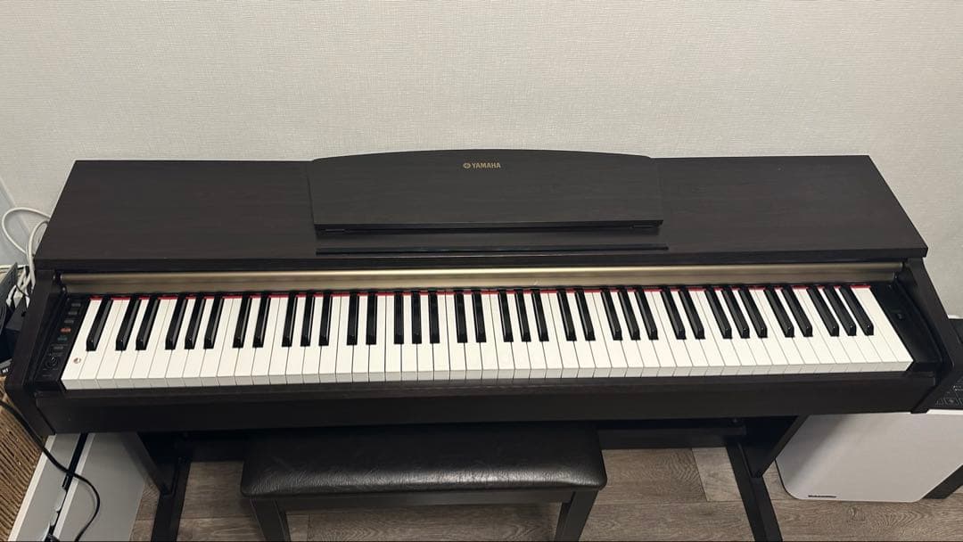引取限定　YAMAHYDP-151 電子ピアノ　椅子セット