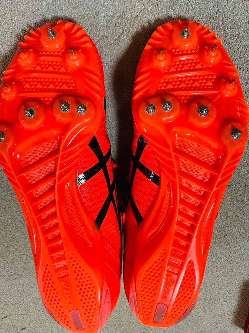 asics スパイクシューズ オレンジ　SPブレード ９