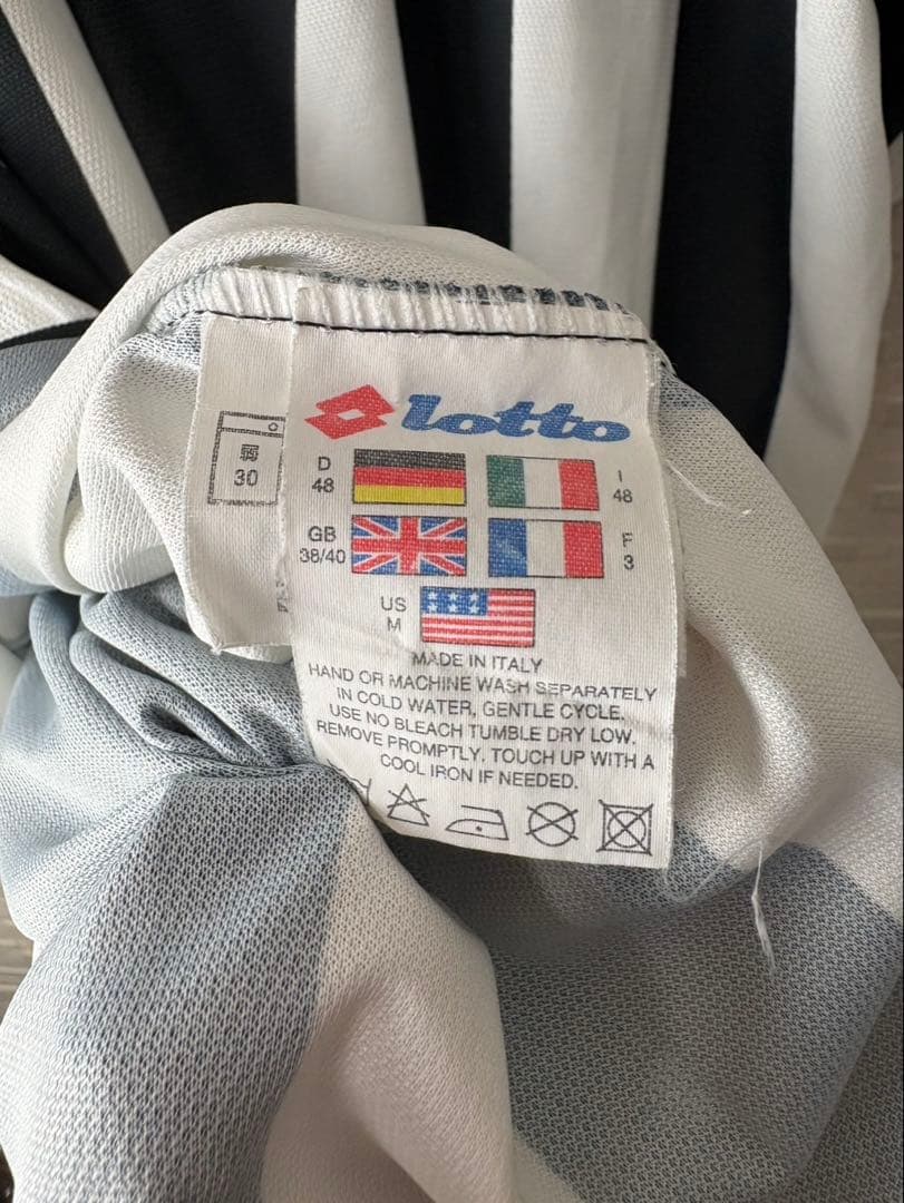 00s 正規品 LOTTO ユベントス ユニフォーム　01/02 トレゼゲ M
