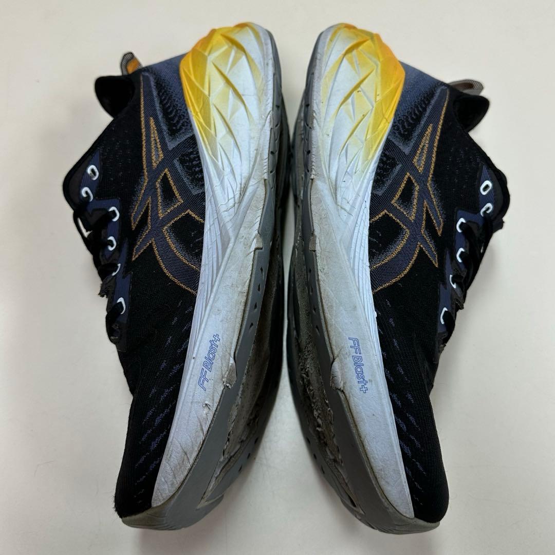 asics NOVA BLAST 4 ランニングシューズ 28.0cm