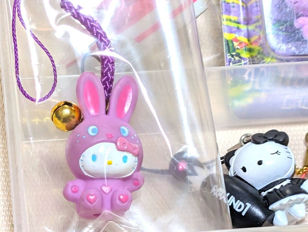 キティちゃんまとめ売り　いちご　カステラ　しずく　ウサギ　ハイビスカス　色々