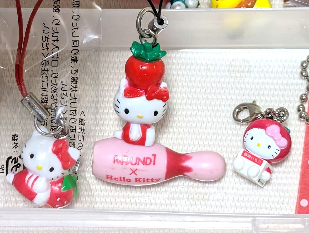 キティちゃんまとめ売り　いちご　カステラ　しずく　ウサギ　ハイビスカス　色々