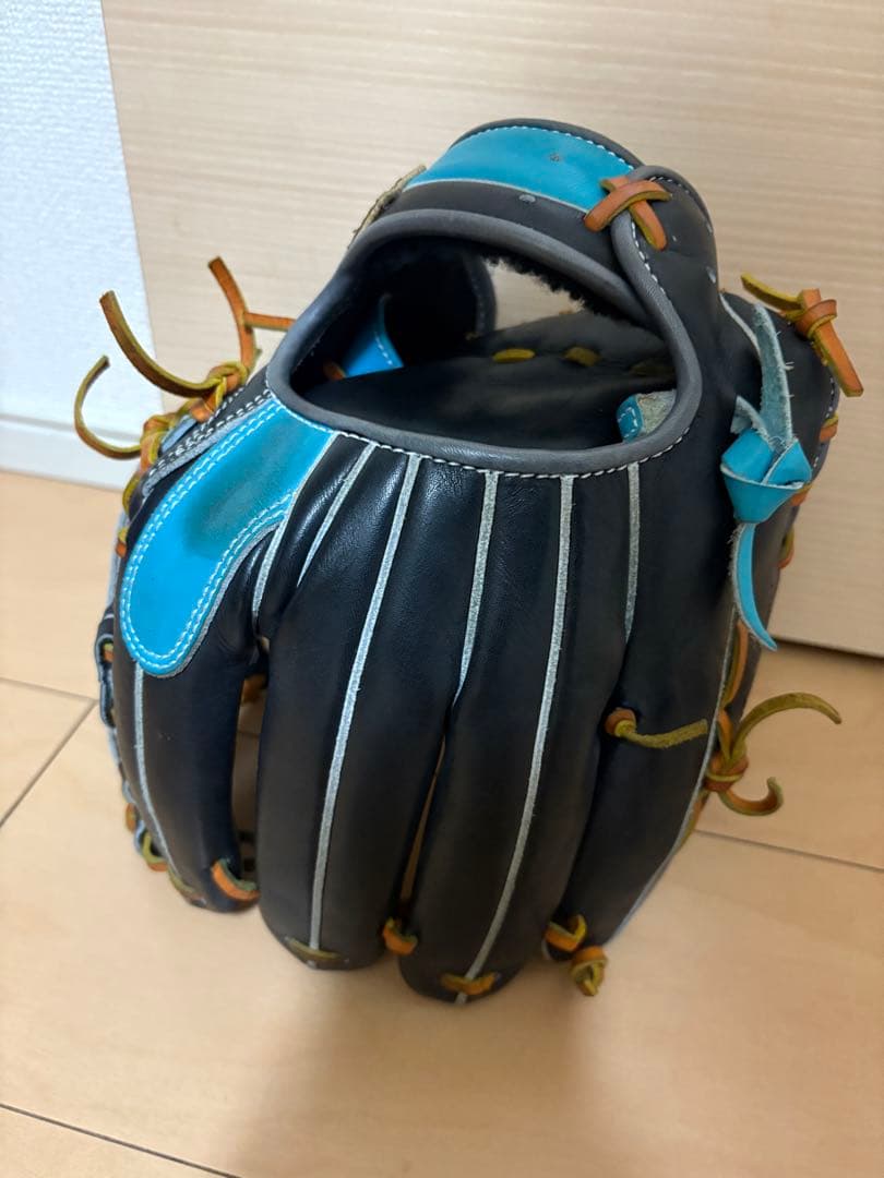 ゼット　プロステイタス　限定品　軟式　内野　源田　モデル