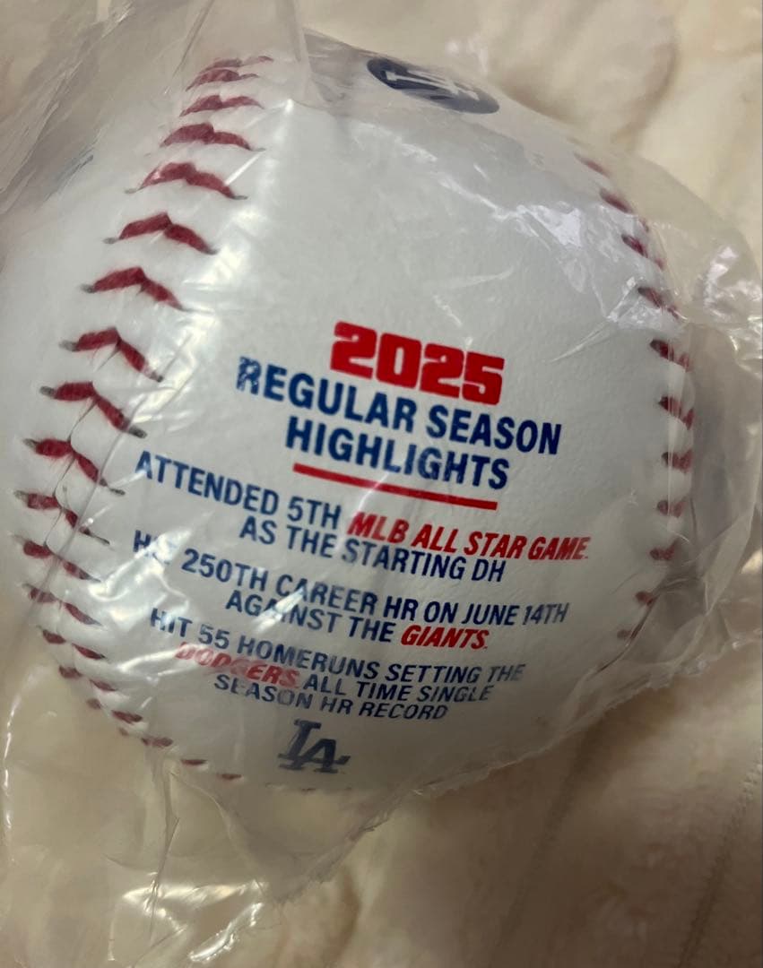 大谷翔平　2025 MVP 記念ボール