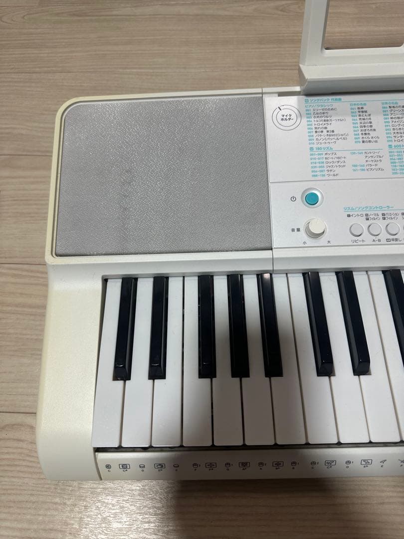 江東区引取り限定CASIO 光る電子ピアノ 61鍵 マイク付き