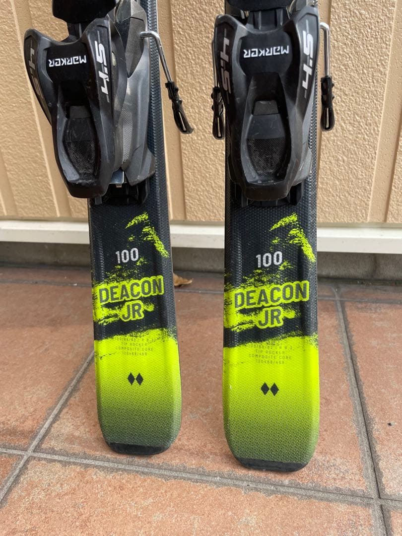 Völkl JR 100 スキー板とポールセット