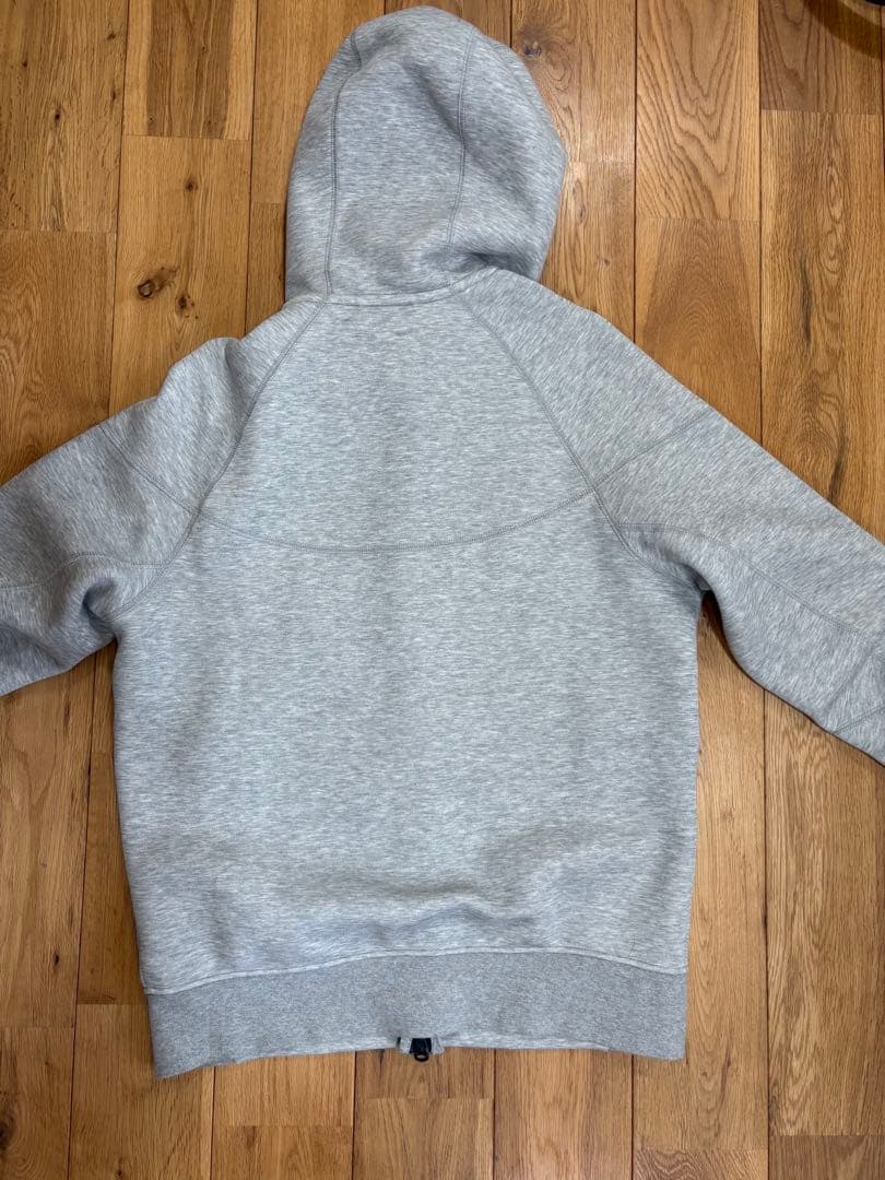 NIKEテックフリース　上下L、M