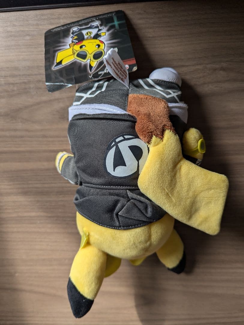 グズマ ピカチュウ ぬいぐるみ ポケモン