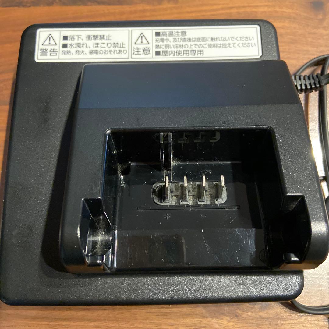 Panasonic 電動自転車用 充電器 NKJ075Z1