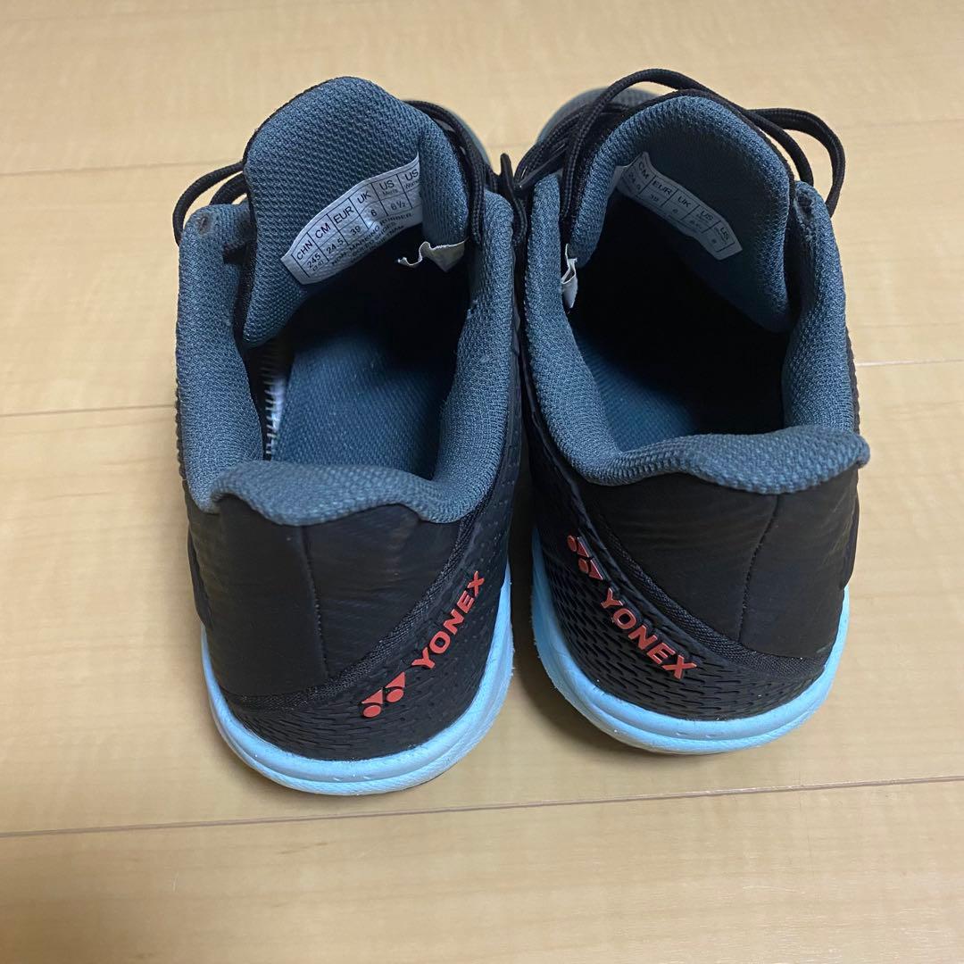 ［箱付き］YONEX テニスシューズ【24.5cm】