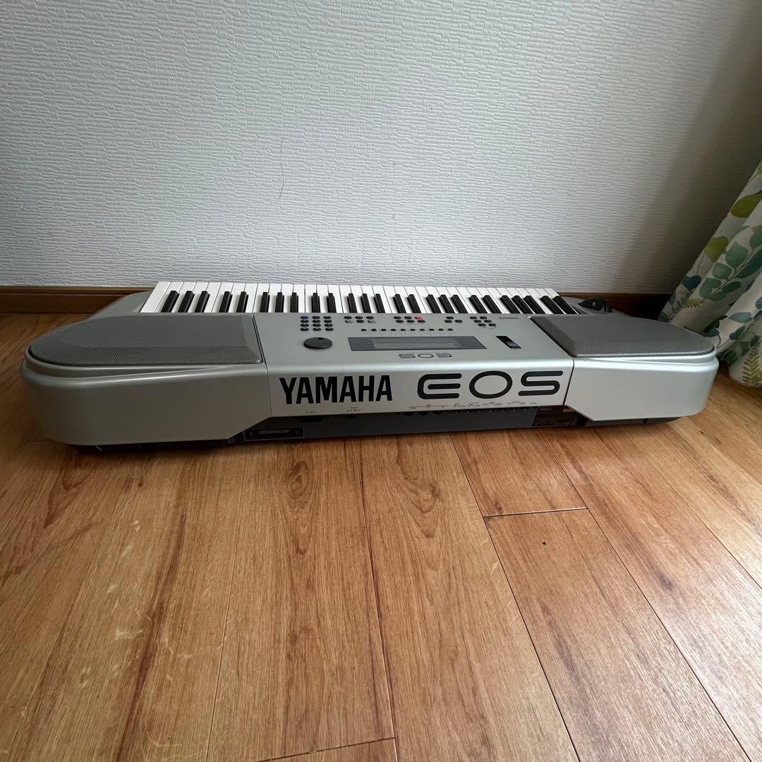 Yamaha EOS B900 シンセサイザー　ハードケース付き