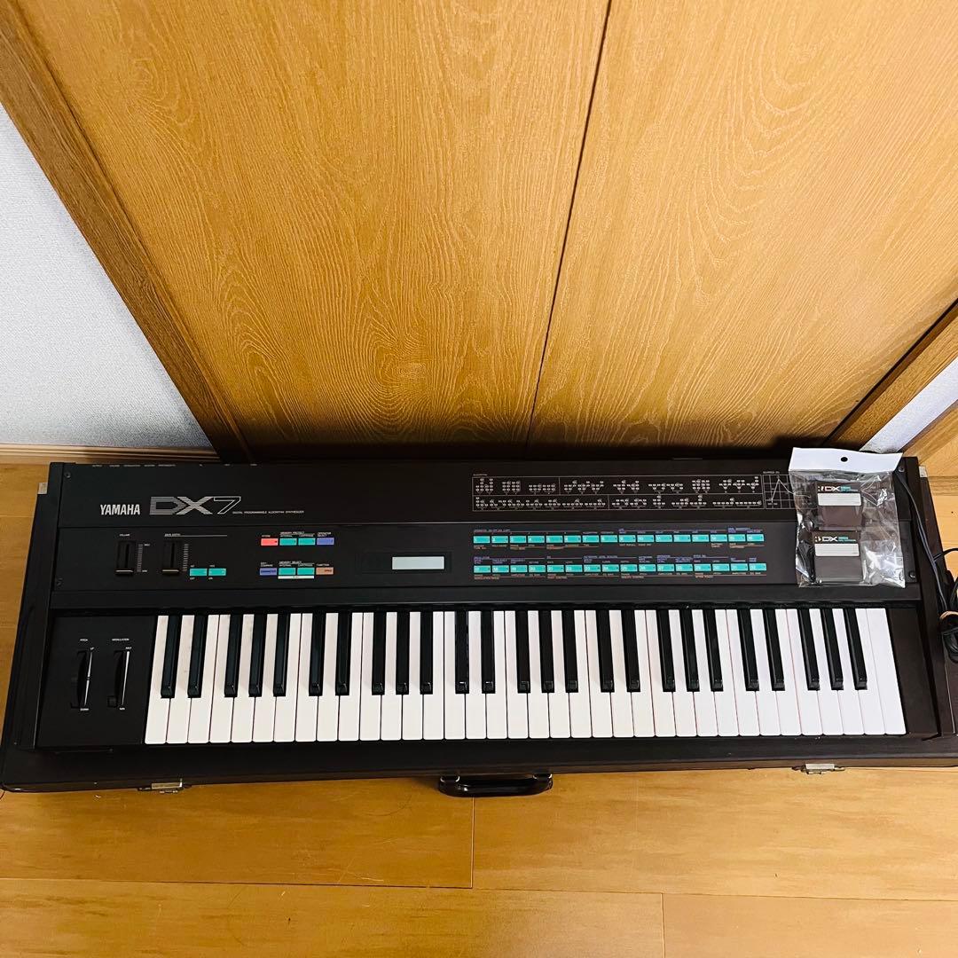 Yamaha ヤマハ　DX7デジタルシンセサイザー 61鍵　純正ハードケース