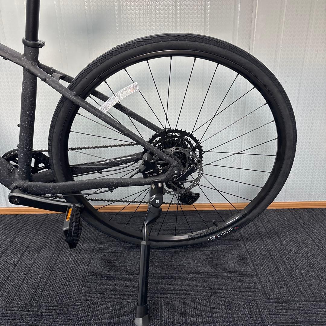 TREK クロスバイク マットブラック FX2新車。
