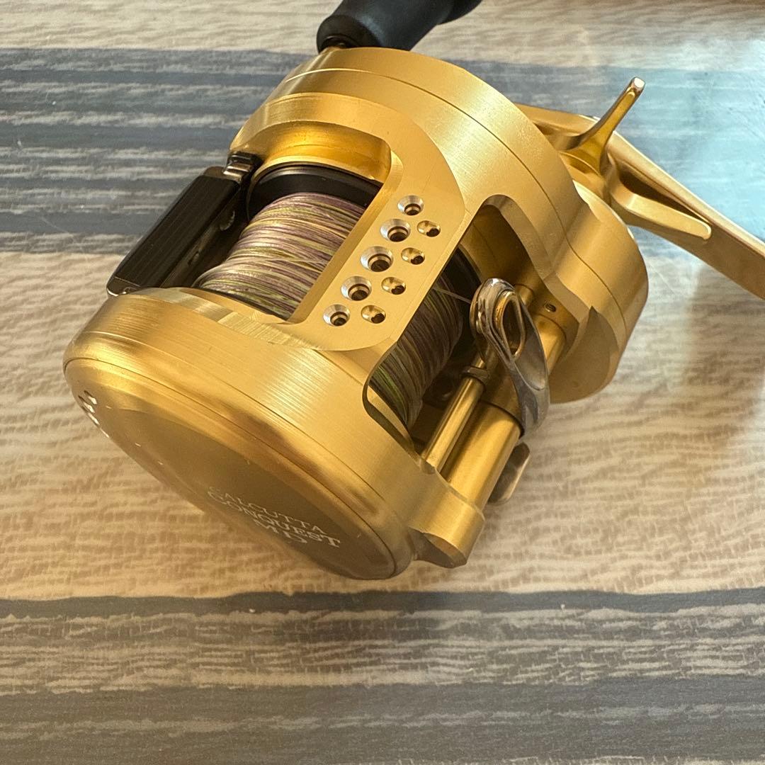 SHIMANO CONQUEST 301XG リール