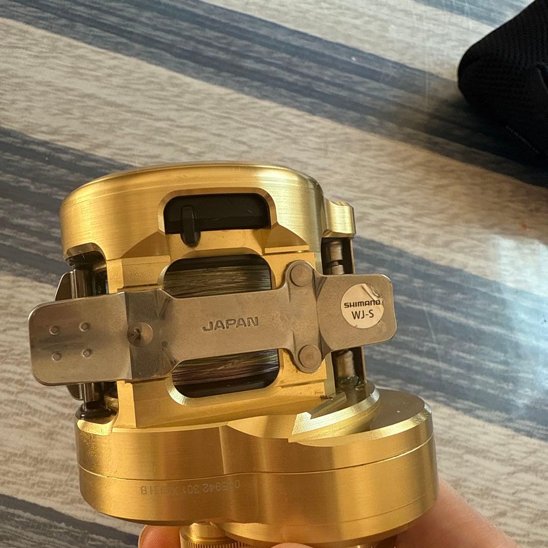 SHIMANO CONQUEST 301XG リール