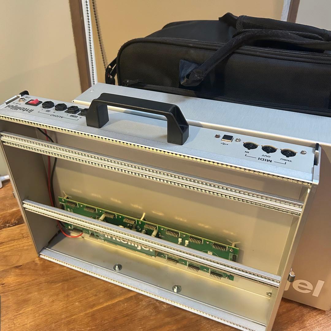 Intellijel 7U Performance Case 84HP ケース