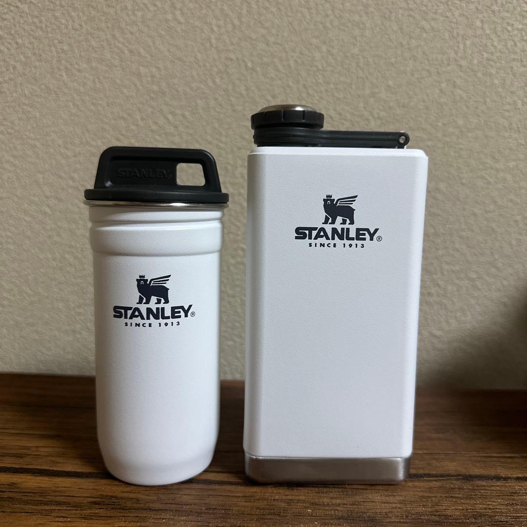 ⭐︎【Stanley】ショットグラス4個+ フラスコセット