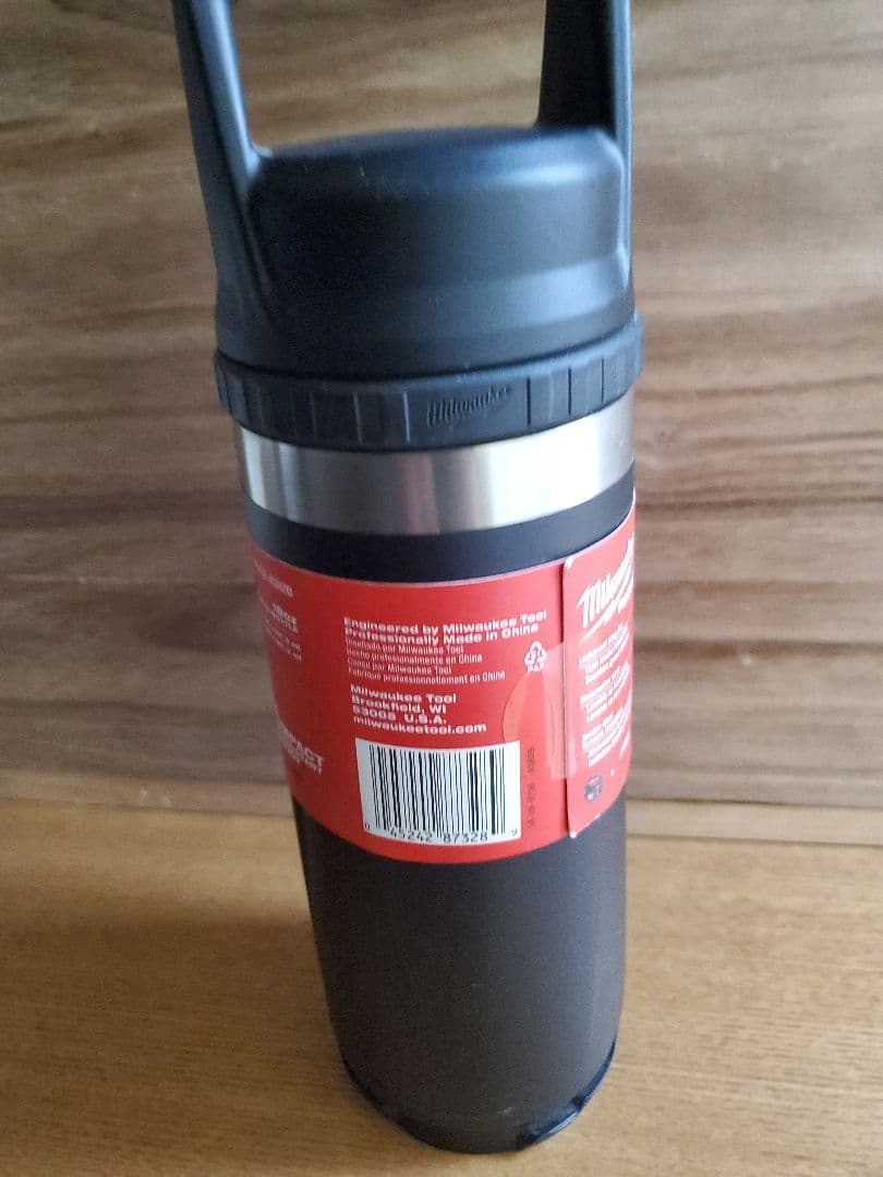 ミルウォーキー 社 真空マグフタ付きボトル（18oz・530ｍL）