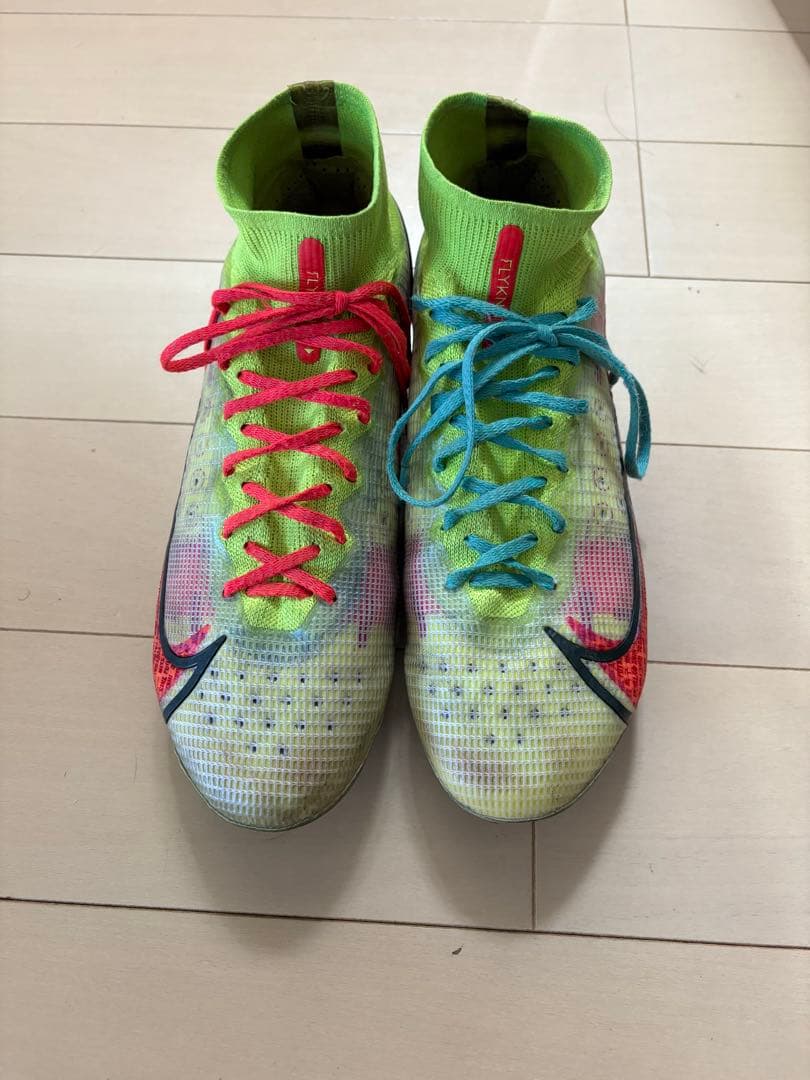 サッカースパイク　NIKE マーキュリアル　スーパーフライ8 エリート　FG