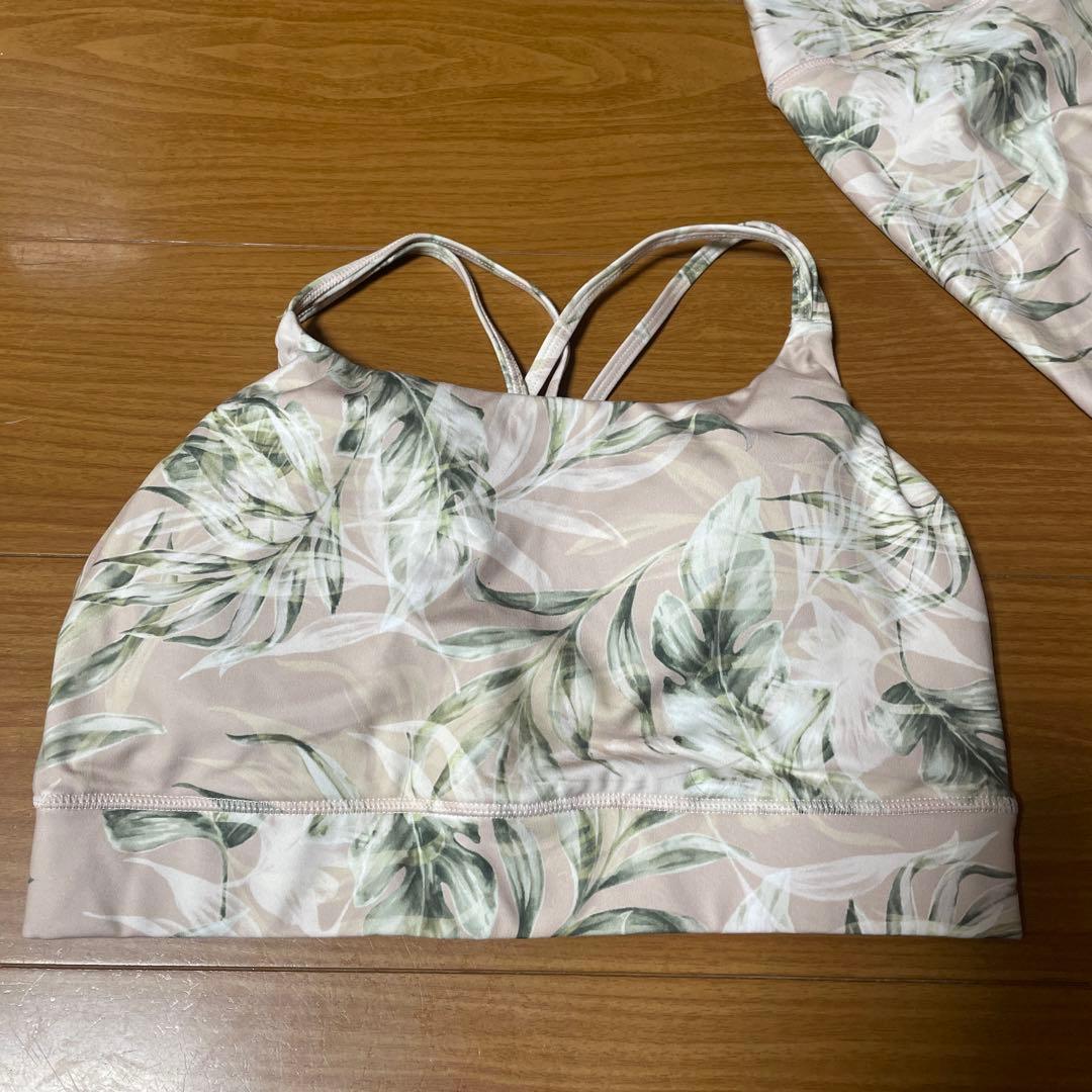 sukala ヨガウェア　Lサイズ　未使用　 葉柄プリント ヨガウェア セット