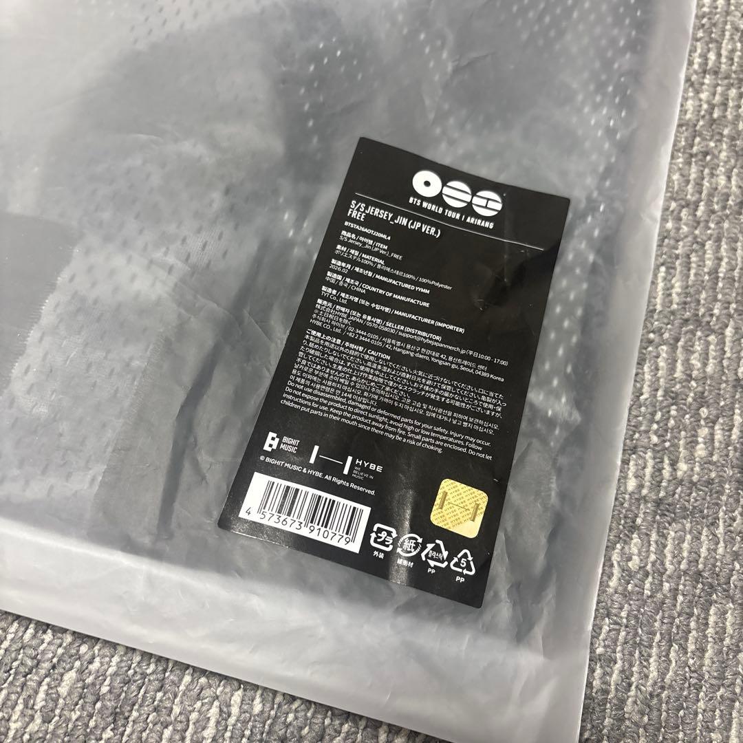 新品　BTS ツアーグッズ　シャツ Jin
