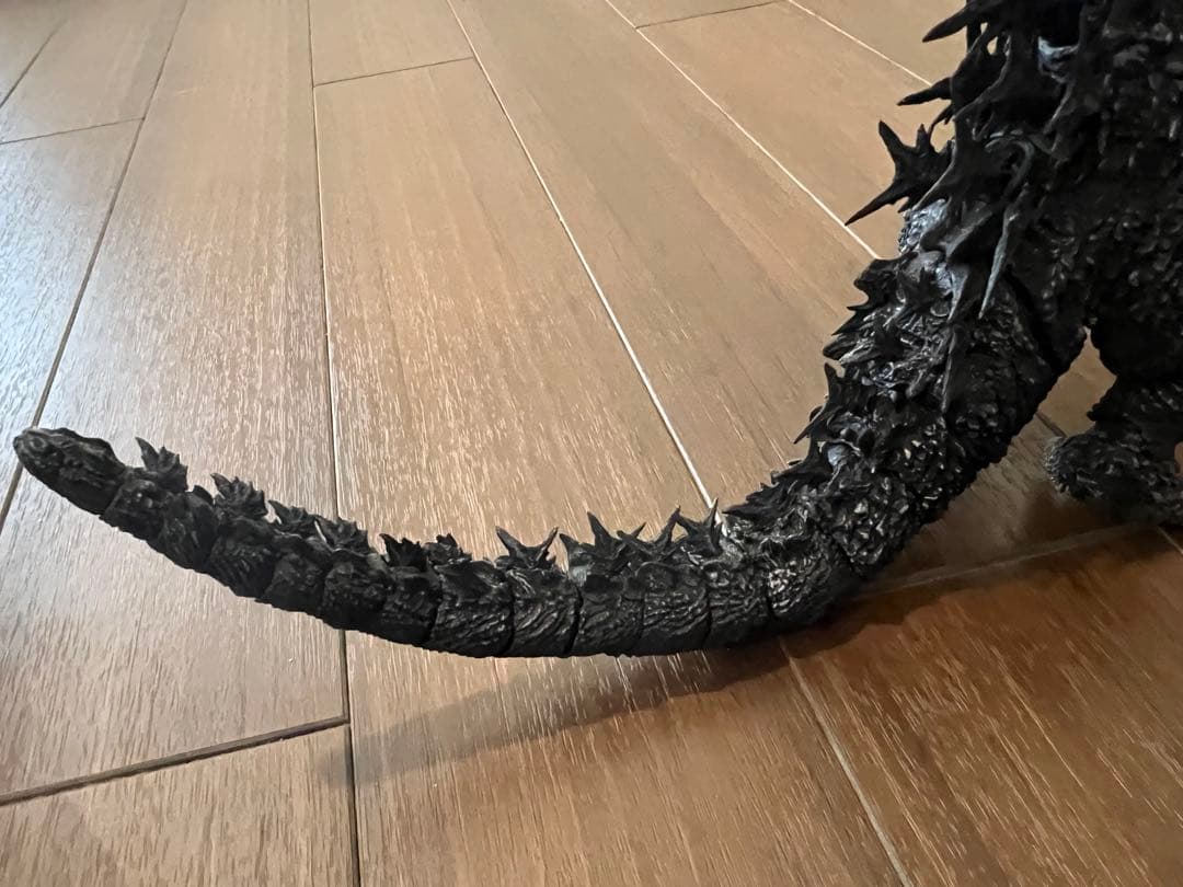 S.H.MonsterArts ゴジラ 2023 MINUS COLOR