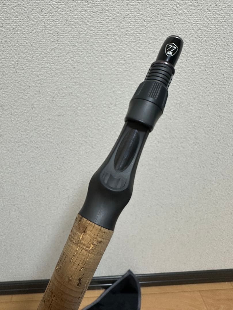 美品ツララ　モンストロ77