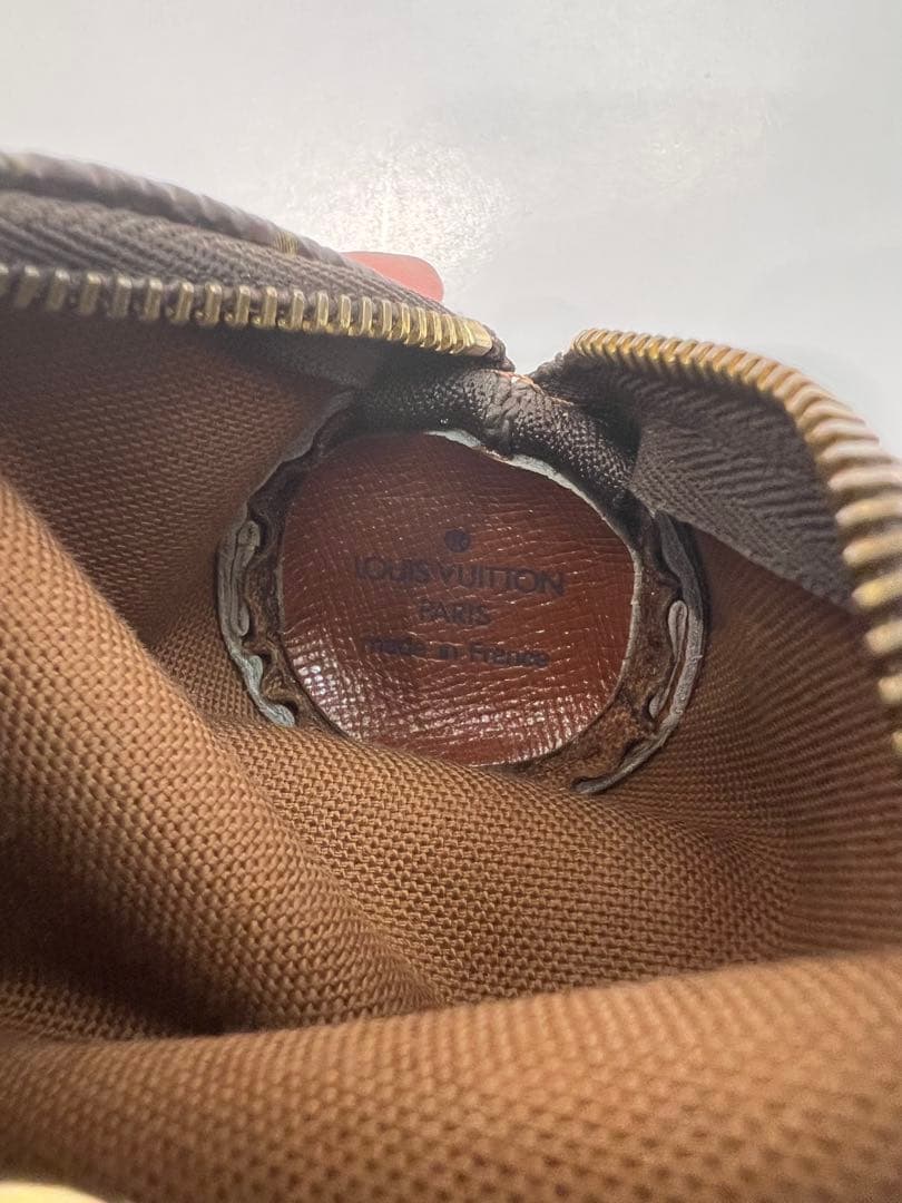 ルイヴィトン　モノグラム　トゥルースロンド　LOUISVUITTON