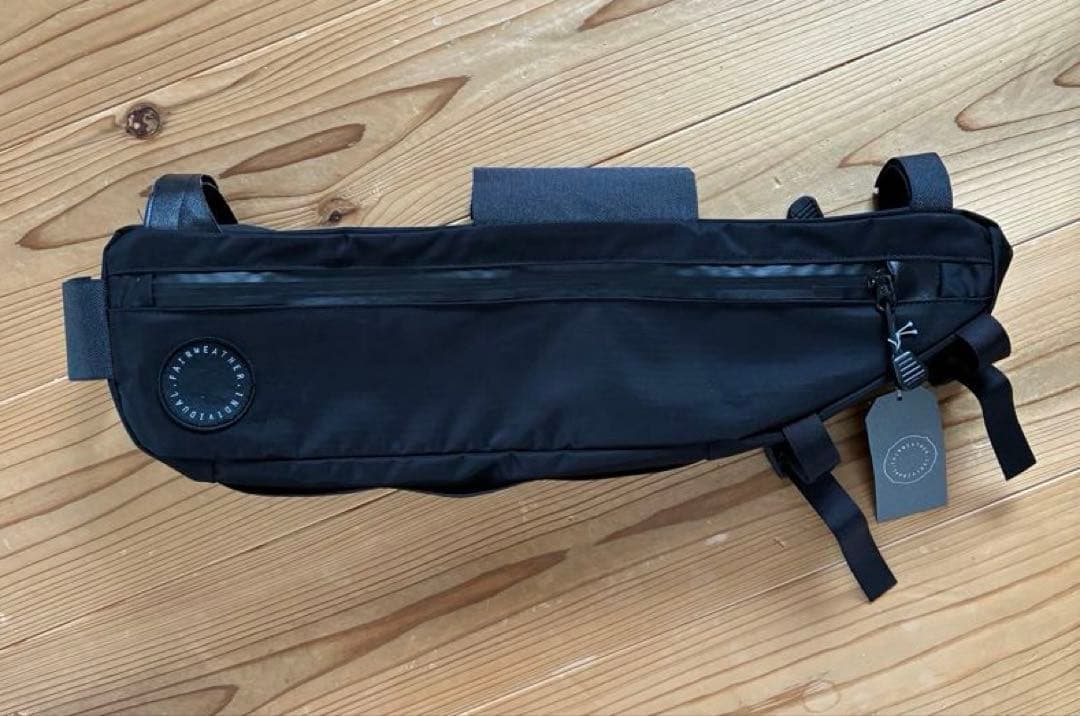 【新品未使用】FAIRWEATHER* frame bag (black)