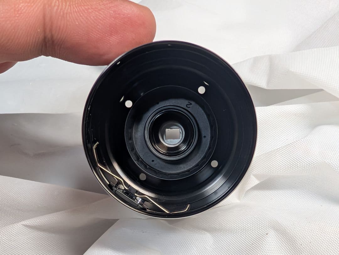 ダイワ　管979GP 24ルビアス PC LT2500-H スプール