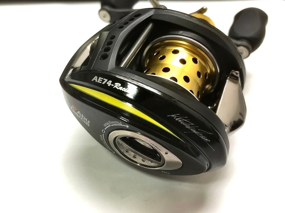 Abu GarciaレボＬＴＺ右 ＡＥ７４ ＺＰＩＢＦＣ９３０ＰＲＯｉｋ　今江