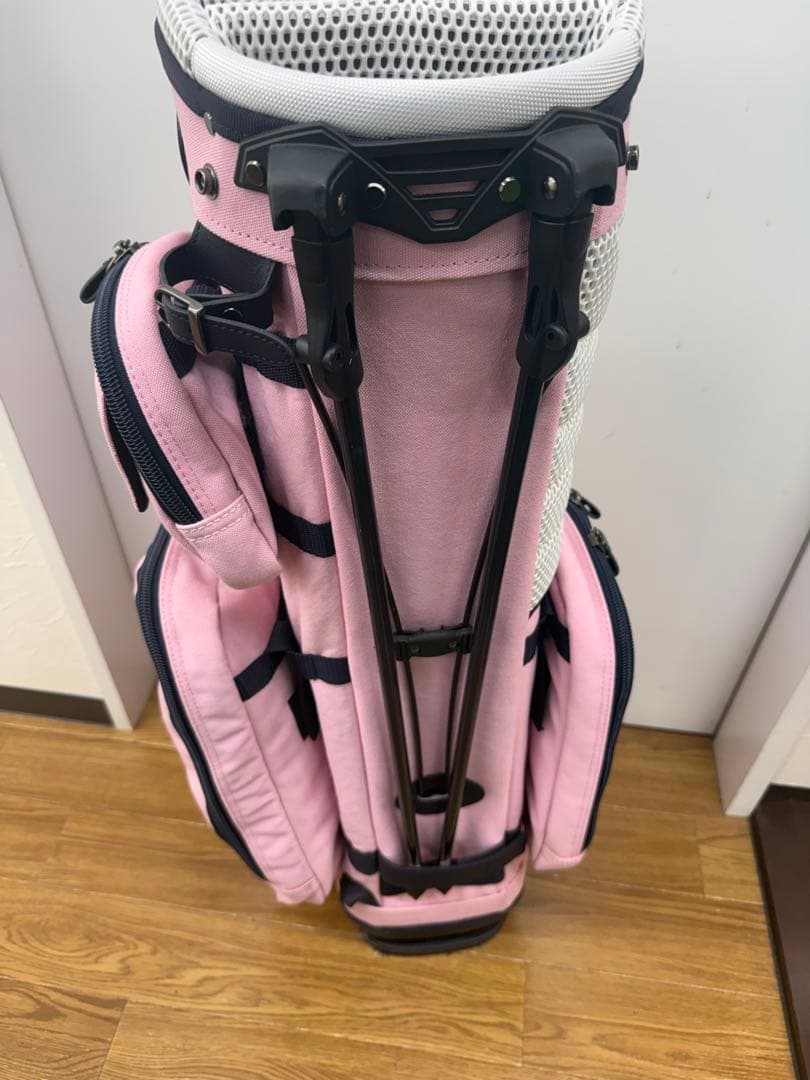 【中古】PEARLY GATES ピンク キャディバッグ、新品定価85800円